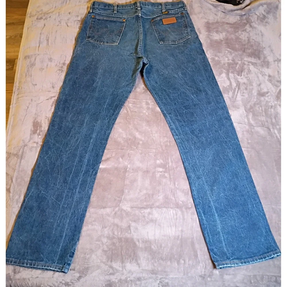 Wrangler 13MWZ Cowboy Cut Jeans Mens 38x36 Blue Denim Made in USA High Rise